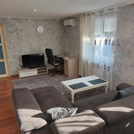Famille House 101 Apartment Chalon-sur-Saone Bagian luar foto