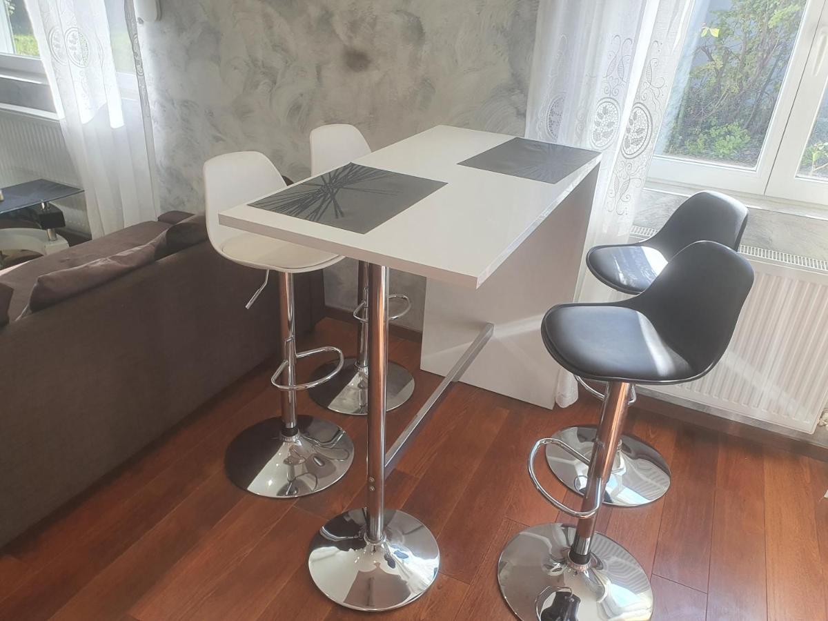 Famille House 101 Apartment Chalon-sur-Saone Bagian luar foto