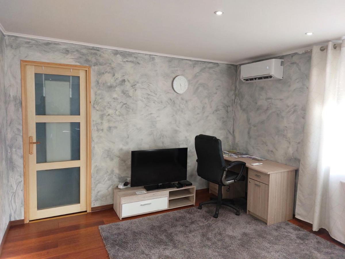 Famille House 101 Apartment Chalon-sur-Saone Bagian luar foto