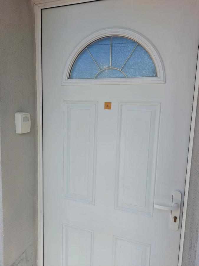 Famille House 101 Apartment Chalon-sur-Saone Bagian luar foto